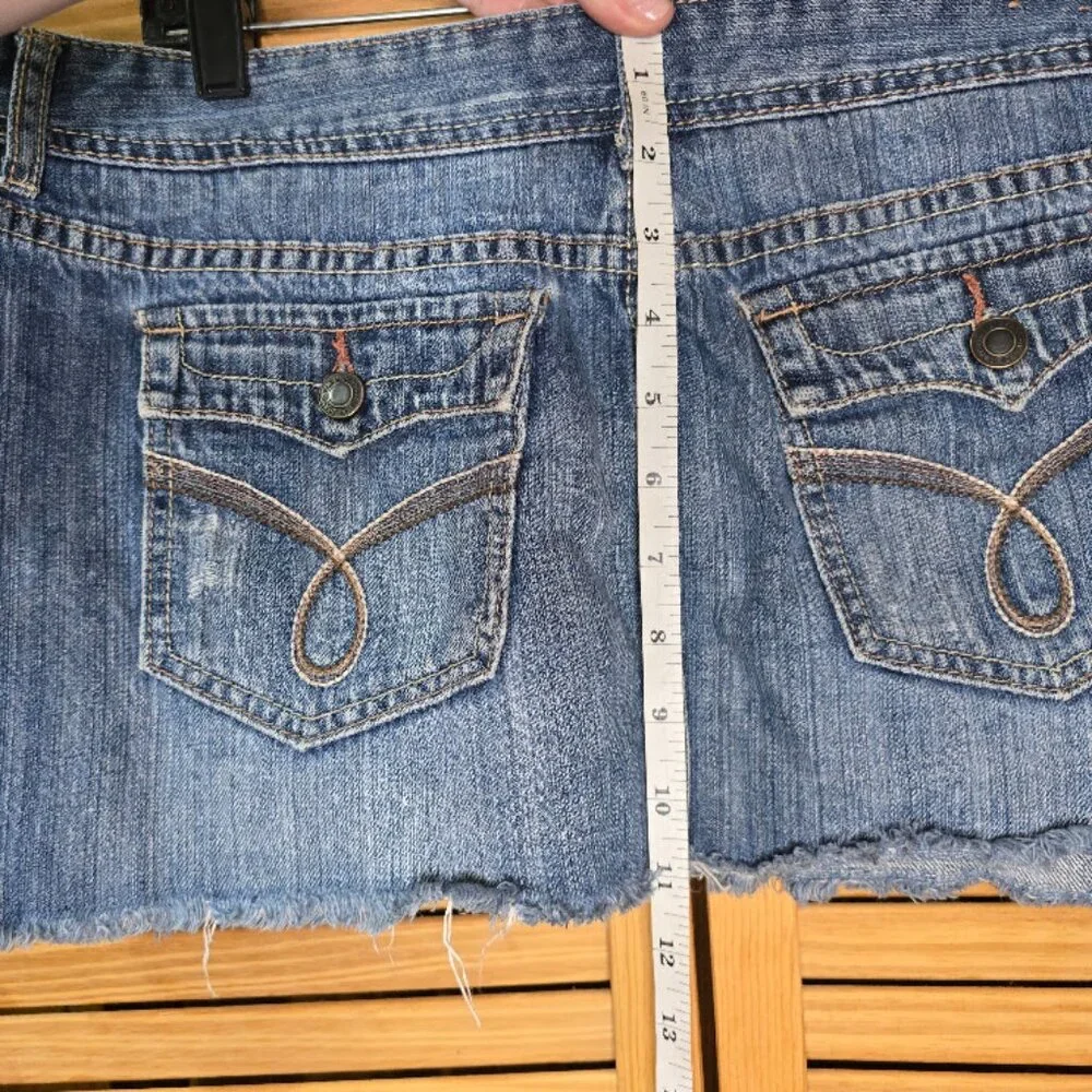 Rue21 Y2K Micro Mini skirt, Medium Wash Denimin, Size 13
